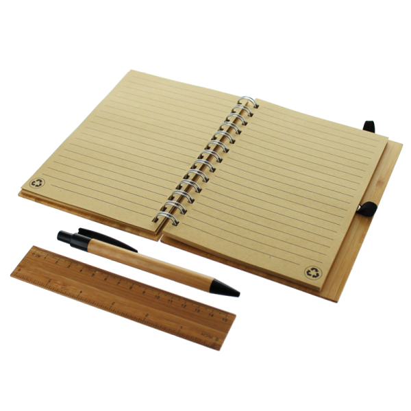 Quaderno di bambù con incisione